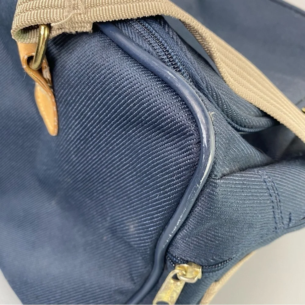 Protocol navy & tan medium sized overnight travel bag 14x8x8